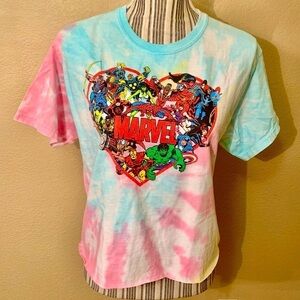 NEW Marvel T-Shirt Medium Tie-Dye Teal Blue White Pink Heart Marvel Superheroes